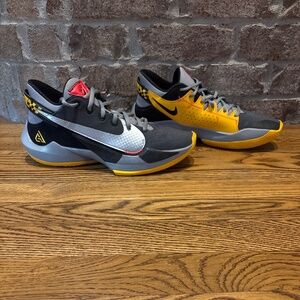 Men’s Nike Basketball Sneakers